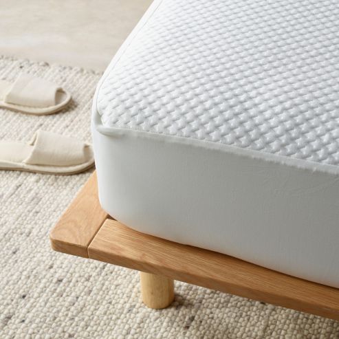 Staydry Duradeluxe Mattress Protector