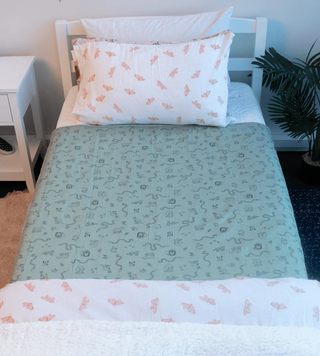 Brollysheets Bed Pad King Single Animal Kingdom