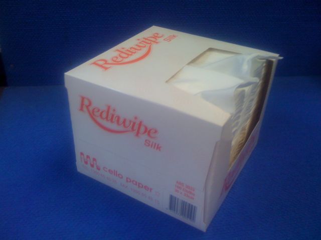 Cello Rediwipe Silk Folded Cloths (Box 100)