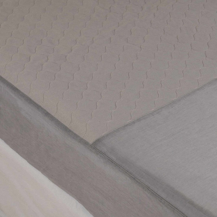 Conni Bed Pad with Intergrated Fitted Sheet